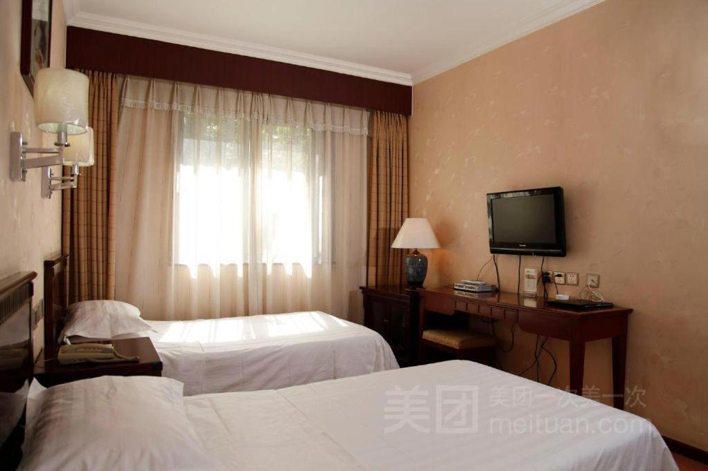 Hujialou Hot Spring Hotel Pechino Esterno foto